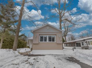 19 Maplewood Ave, Beckwith, ON K7C3P1