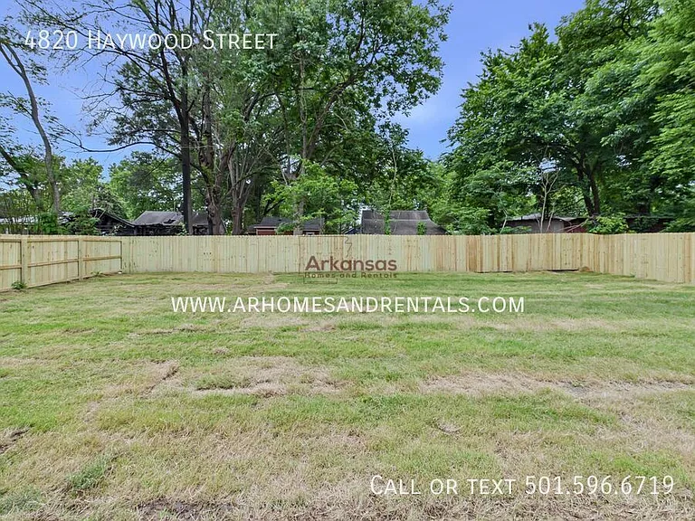 4820 Haywood St — Photo 13