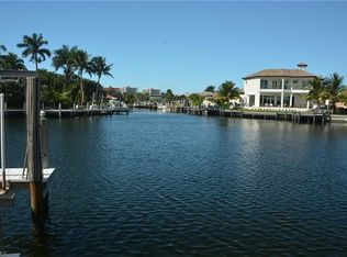 348 Copperfield Ct, Marco Island, FL 34145