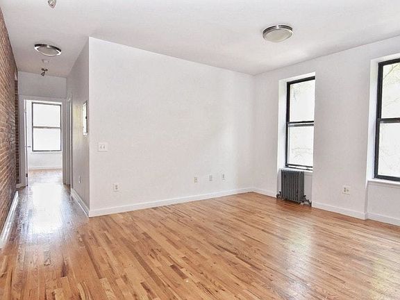 2nd image of 160 W 118th St APT 4N