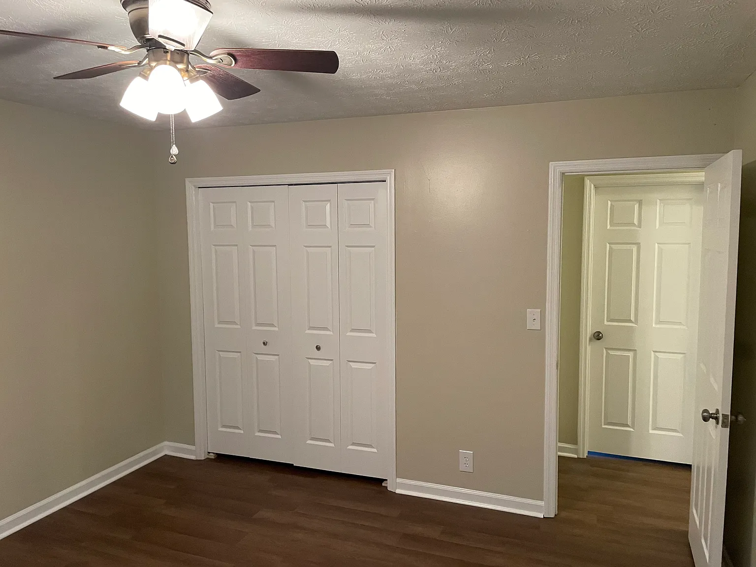 3712 Lowndesboro Ct — Photo 3