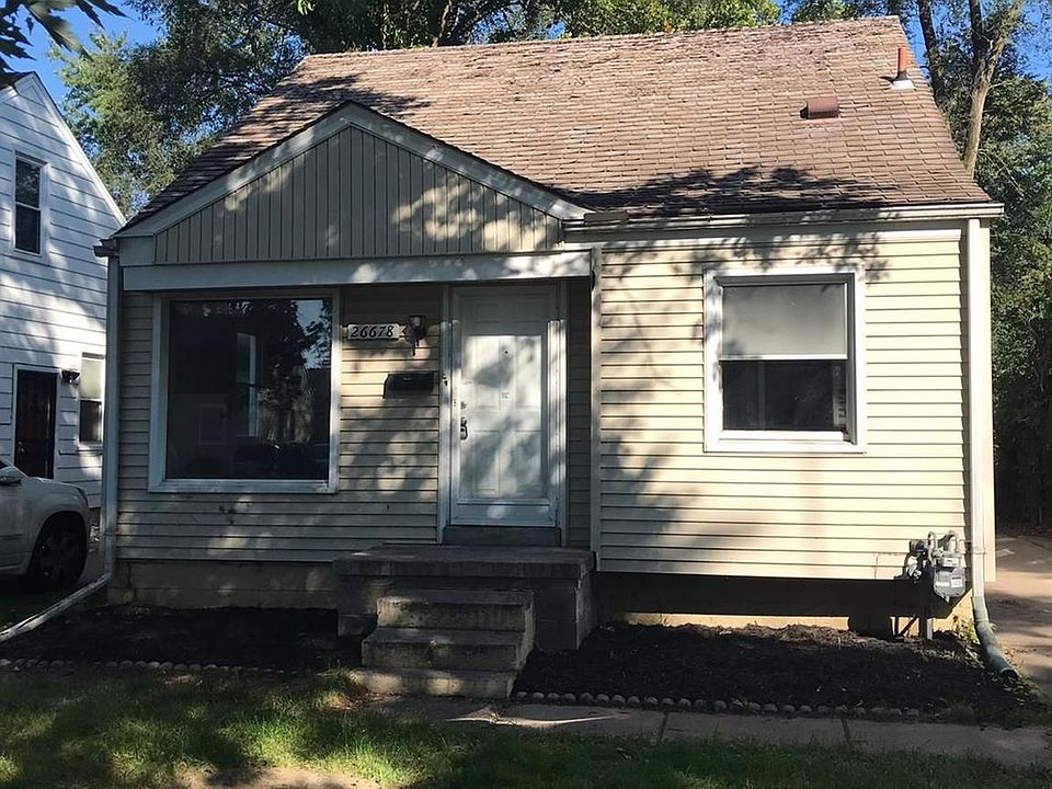 1st image of 26678 W Hills Dr
