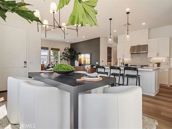 3rd image of 27404 Red Alder Ln