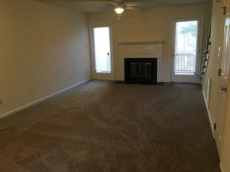4128 Kaplan Dr — Photo 4