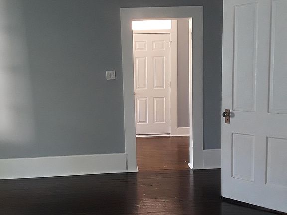 2nd image of 1310 Lincoln Ave