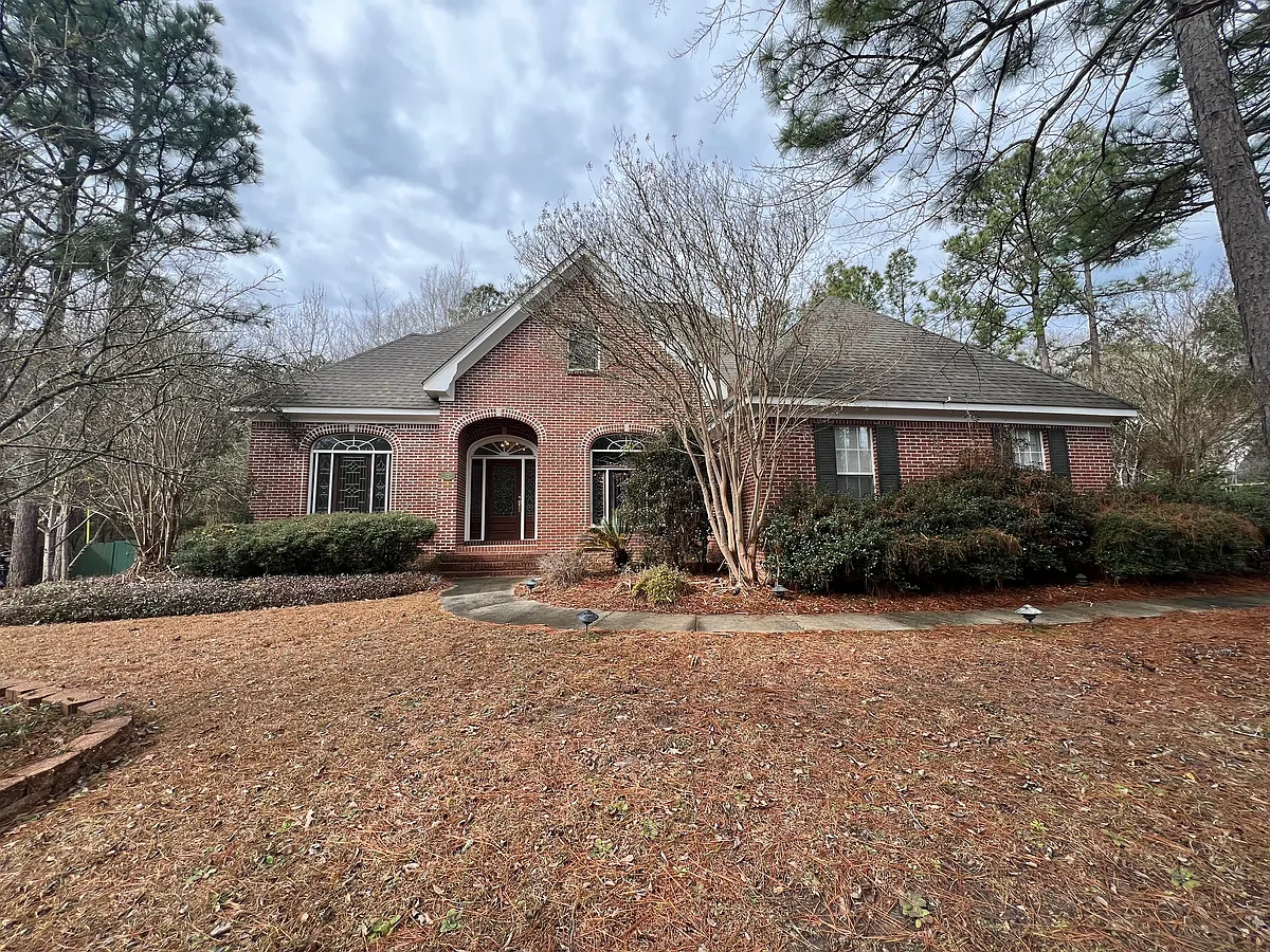 Building Photo - 73 Highpointe Dr