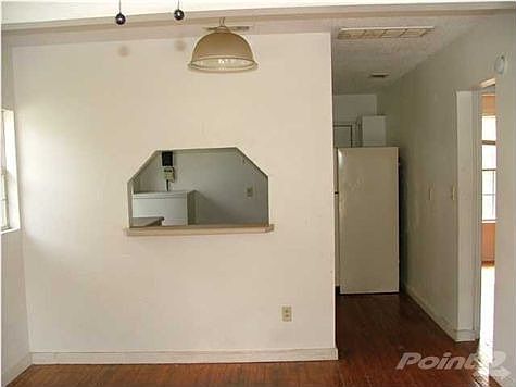 2nd image of 406 C St N N