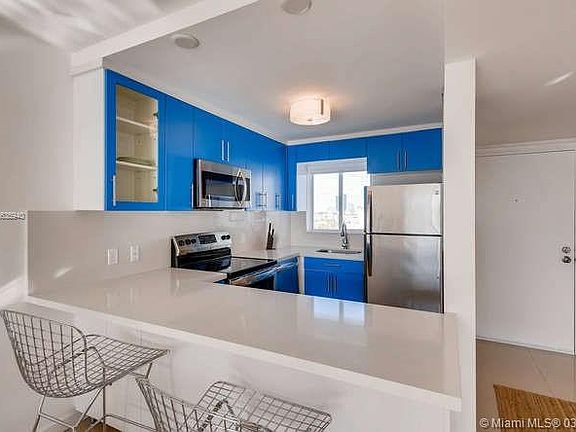 4th image of 1345 Lincoln Rd APT 1101