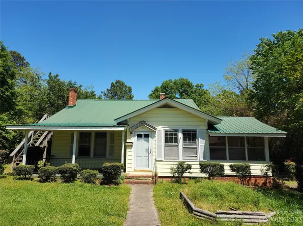 903 Morven Rd, Wadesboro, NC 28170