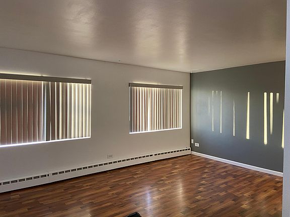 4th image of 843 W 11th Ave