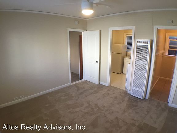 2nd image of 16 Hobart Ave APT 6
