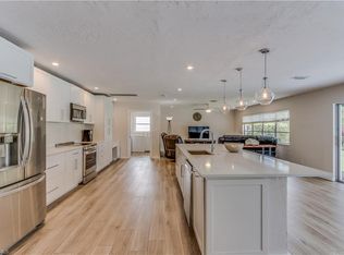 284 Forest Hills Blvd, Naples, FL 34113