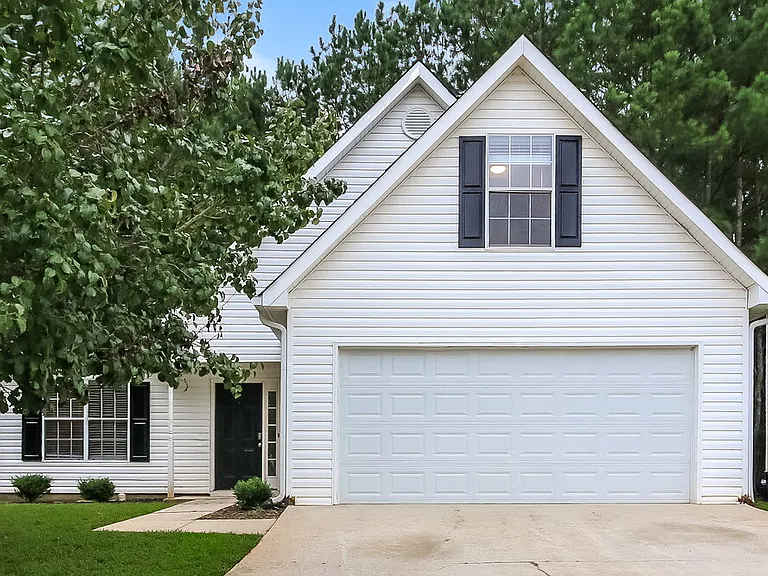 1205 Redbud Ct — Photo 1