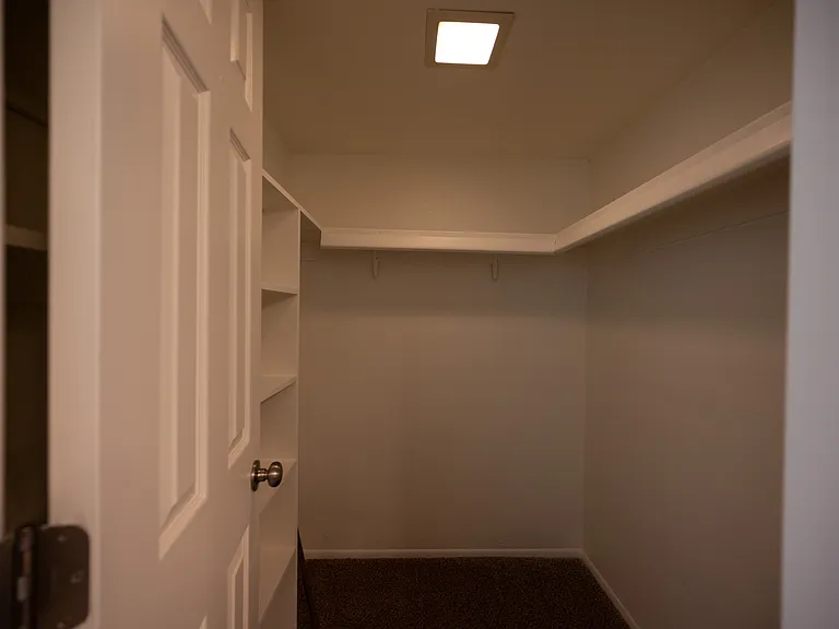 3346 W Starfall Pl — Photo 12