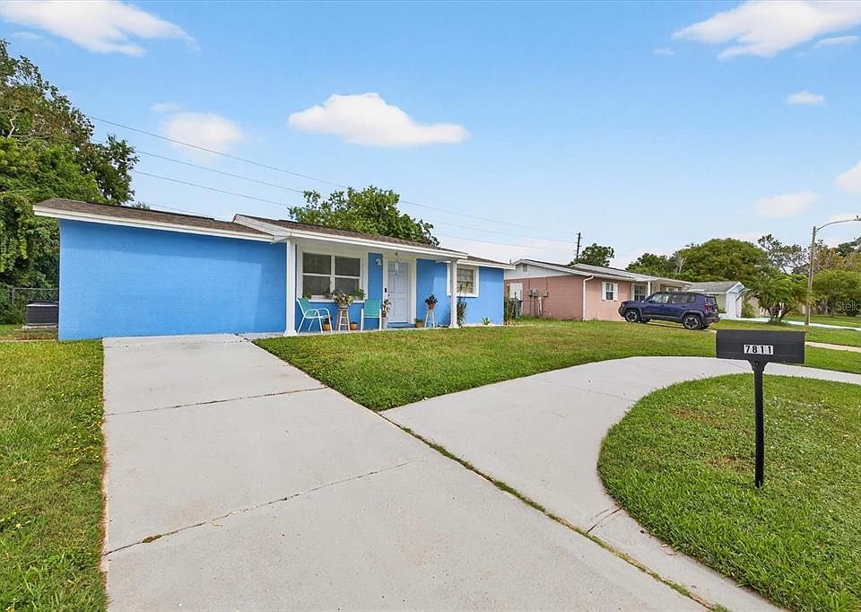 1st image of 7811 Fox Hollow Dr