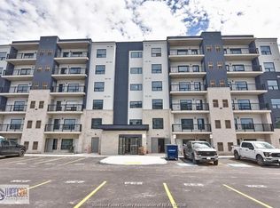 3290 Stella Cres #208, Windsor, ON N8T 3R8