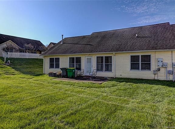 5th image of 114 Hidden Creek Dr