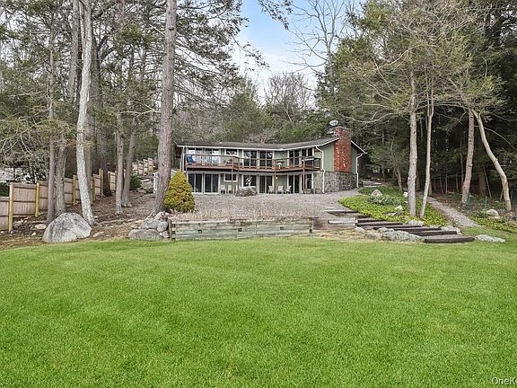 3rd image of 58 Twin Lakes Road