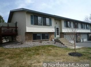 490 98th Ave NE, Blaine, MN 55434