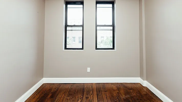 Rented by Nooklyn NYC LLC | media 28