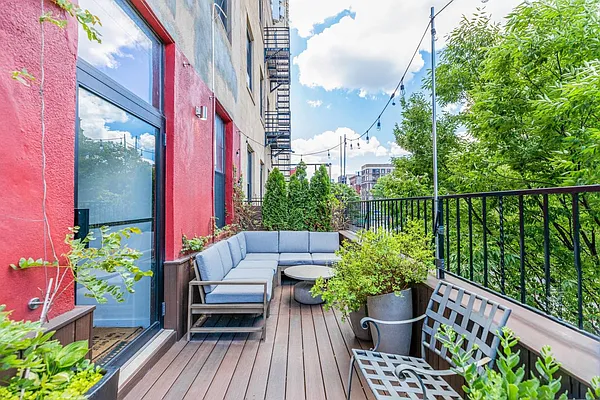 Rented by Compass | media 14