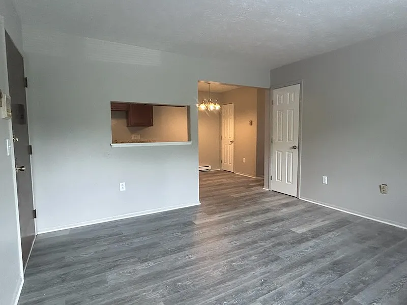 2 bed, $825 — Photo 4