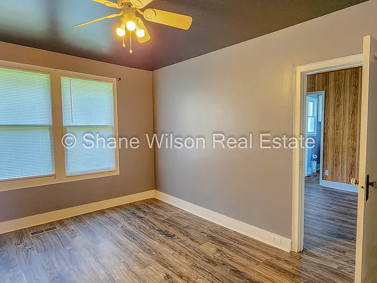 190 Cleveland St — Photo 10