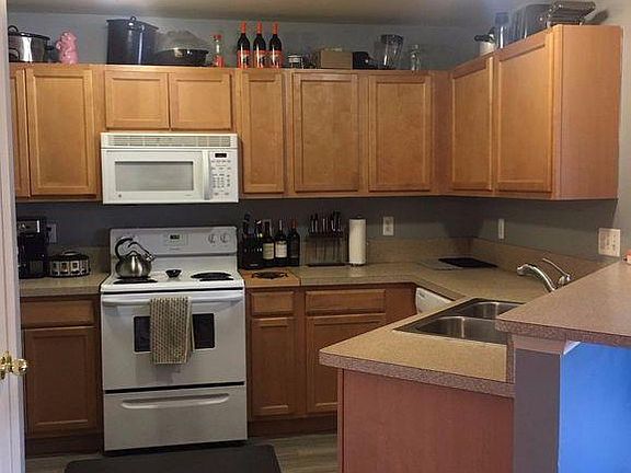 3rd image of 3065 Cloverly Ct