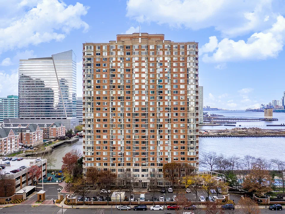 20 2nd St #1401