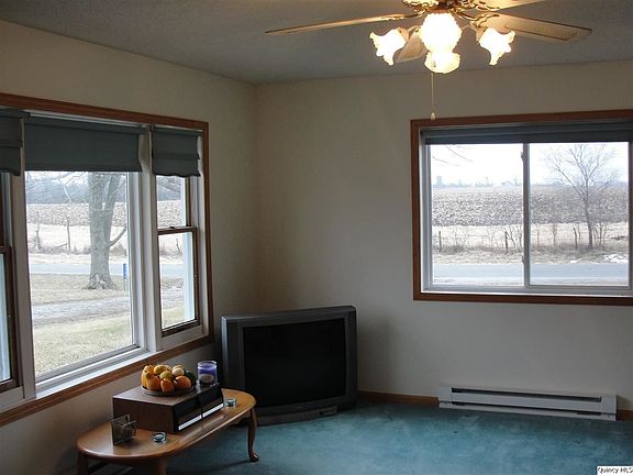 Home for Sale in Sutter, IL $89,000