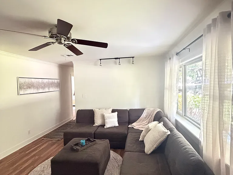 W Robinhood Dr — Photo 12