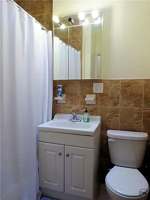 Rented by DSA Realty | media 18