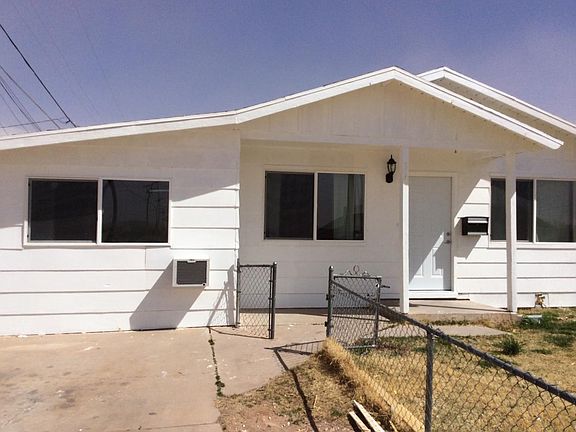 5th image of 310 N 12th Ave #A