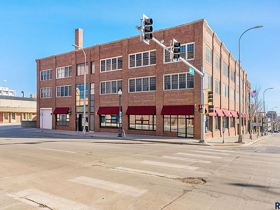 3rd image of 132 S Dakota Ave APT 207