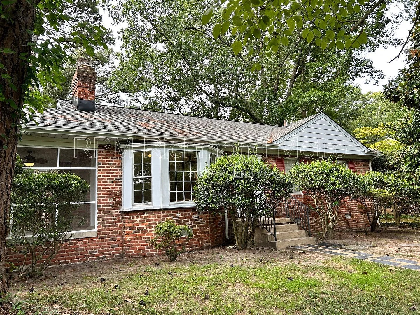 3 bed, 2.0 bath, 1552 sqft, $2,495 — Photo 2