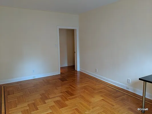 Rented by Owner | media 25