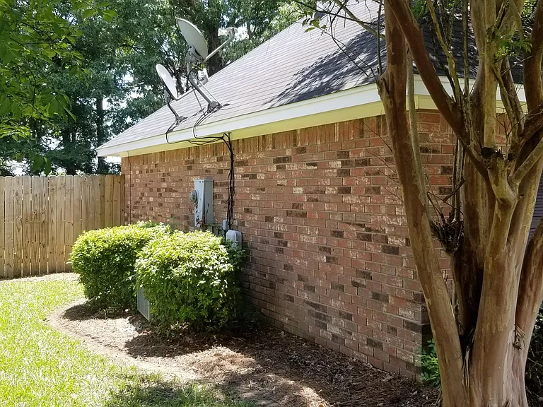 124 Hunters Row — Photo 4