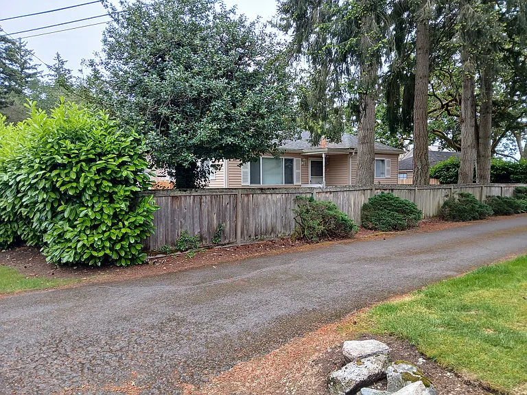 9802 American Ave SW — Photo 1