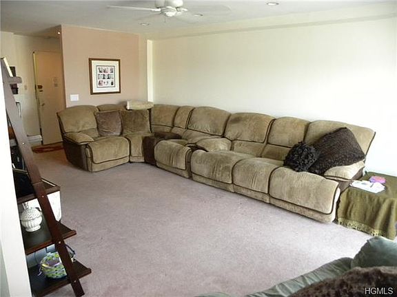 4th image of 25 Stewart Pl APT 711