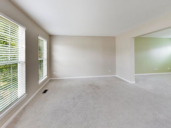 4th image of 6820 Ayre Dr