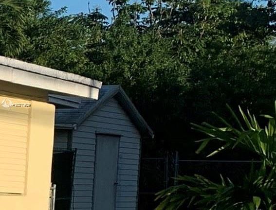 3rd image of 7841 NW South River Dr