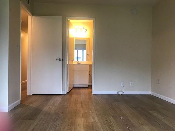 3rd image of 1309 W Mission Blvd Unit 87