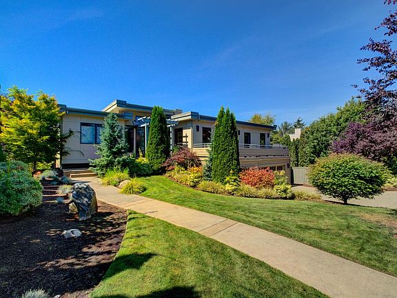 2nd image of 6515 106th Ave NE