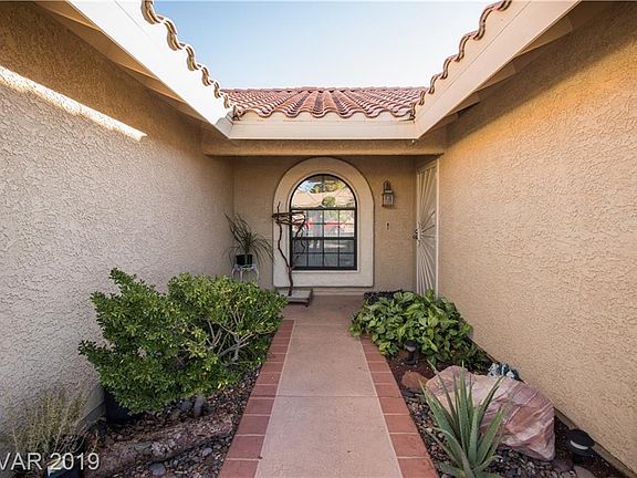 2nd image of 6561 Kell Ln