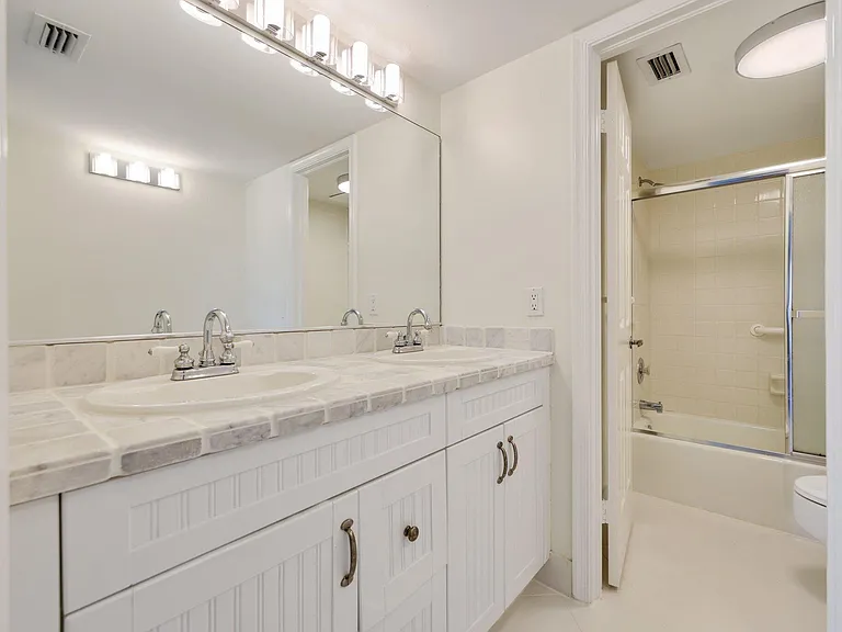 200 Intracoastal Pl #206 — Photo 13