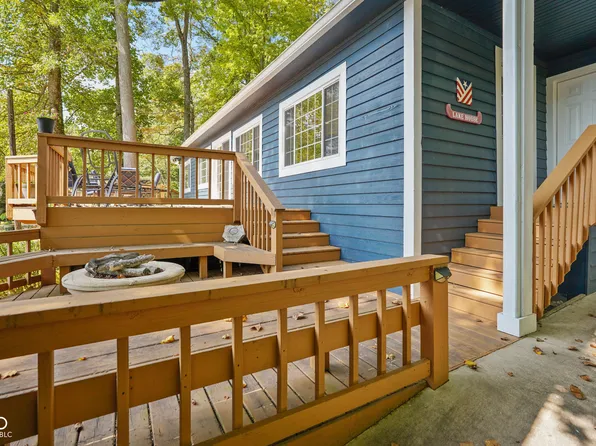 9378 Derrett Rd, Unionville, IN 47468