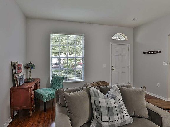 3rd image of 4450 Beaumaris Dr