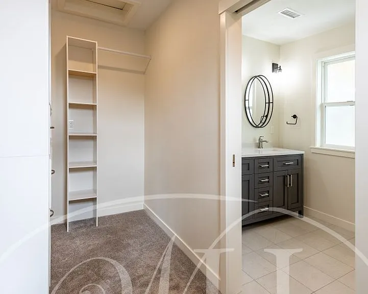 1335 Monroe St — Photo 21