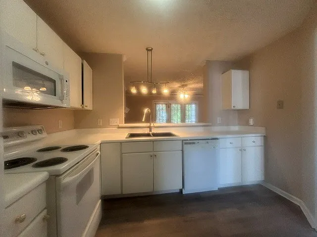 380 Bubble Creek Ct #8 — Photo 6