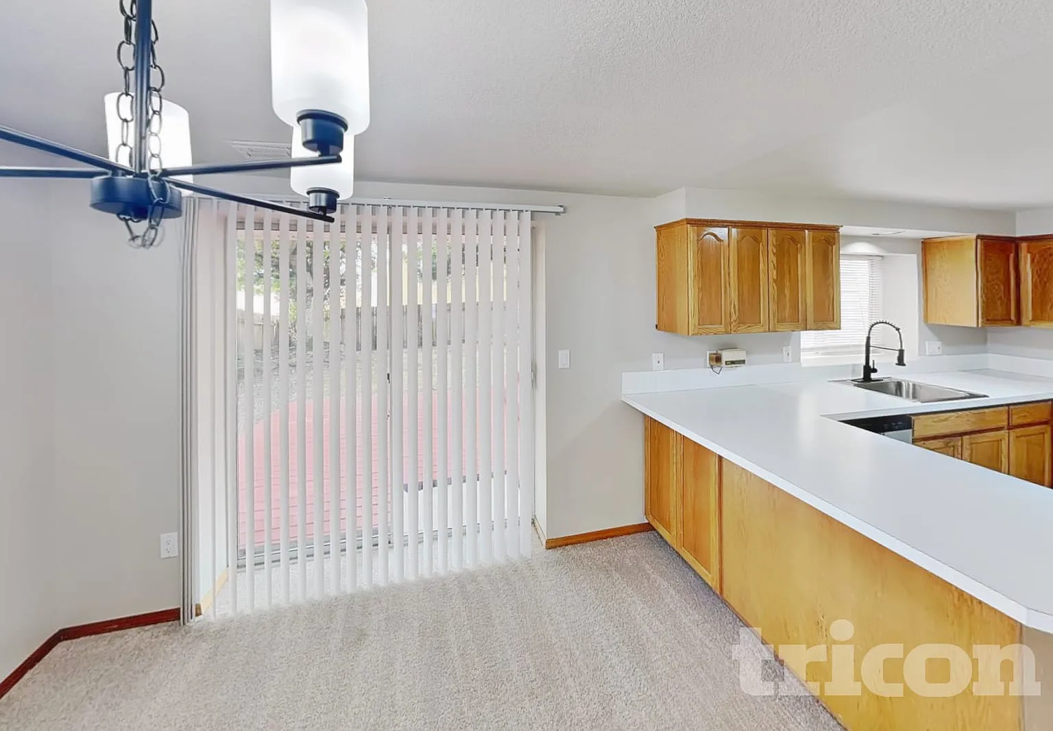 77 Southwest Riverview Place Gresham OR — Photo 4